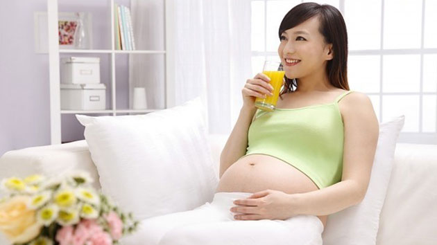Phụ nữ mang thai khỏe mạnh